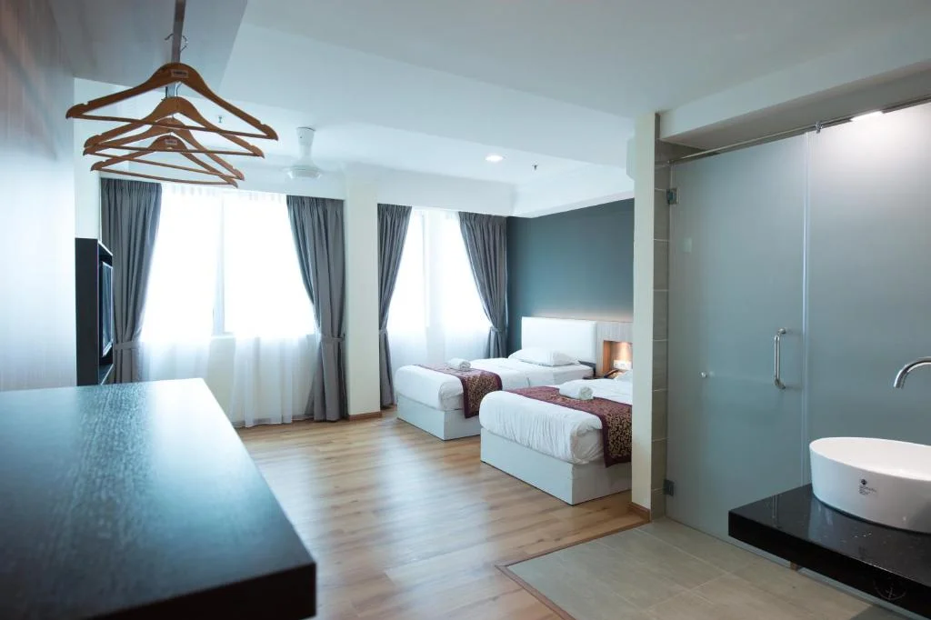 Diamond Suite